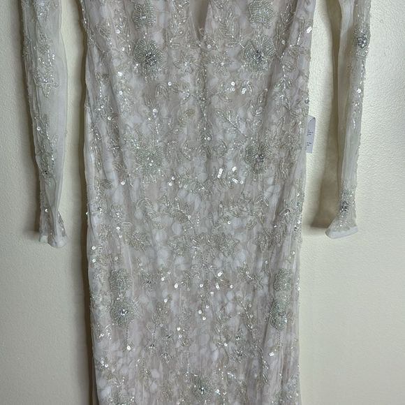 Mac Duggal white long sheer sleeve embellished gown dress size 4 NWT - Picture 6 of 16
